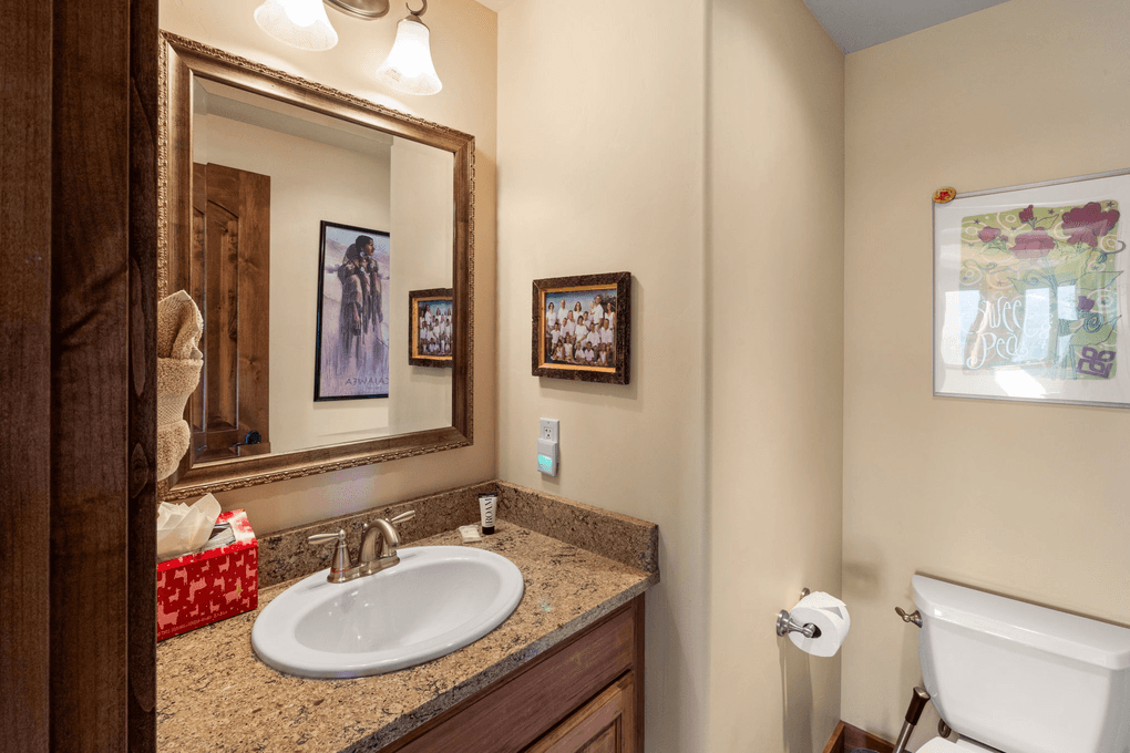 Timberline Lodge - Image 40