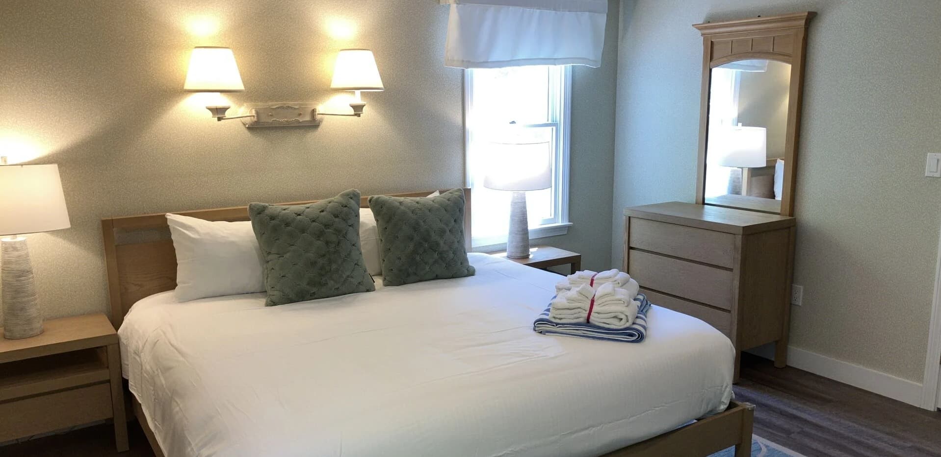 Harbor House #024Y - Image 12