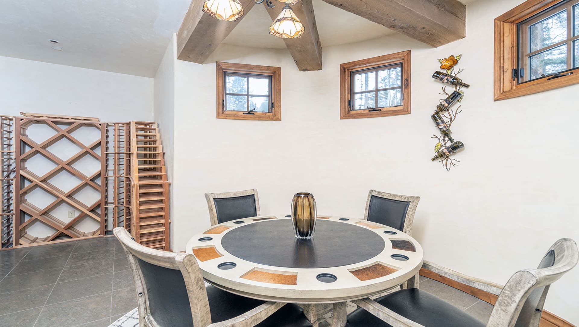 Twin Elk Lodge - Image 9