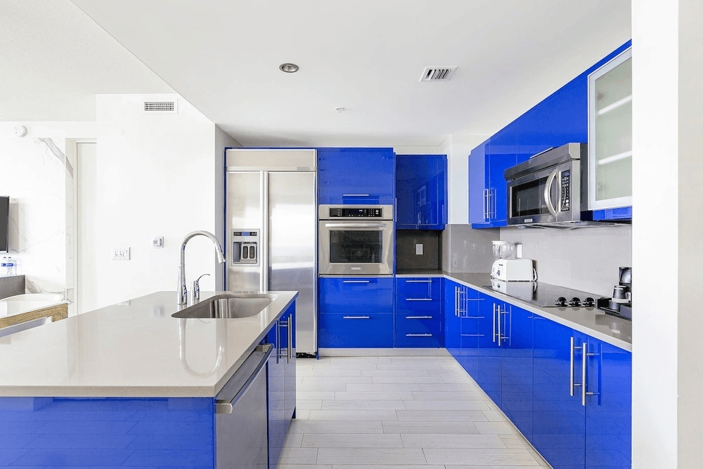 Shoreline #604 - Image 13