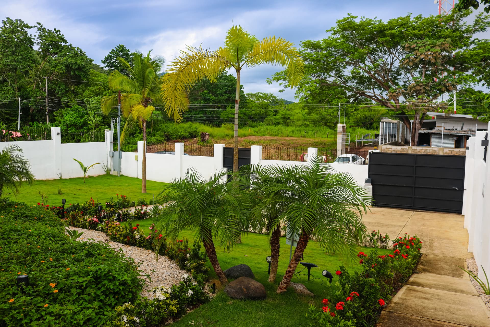 Coral Home 1 - Image 25