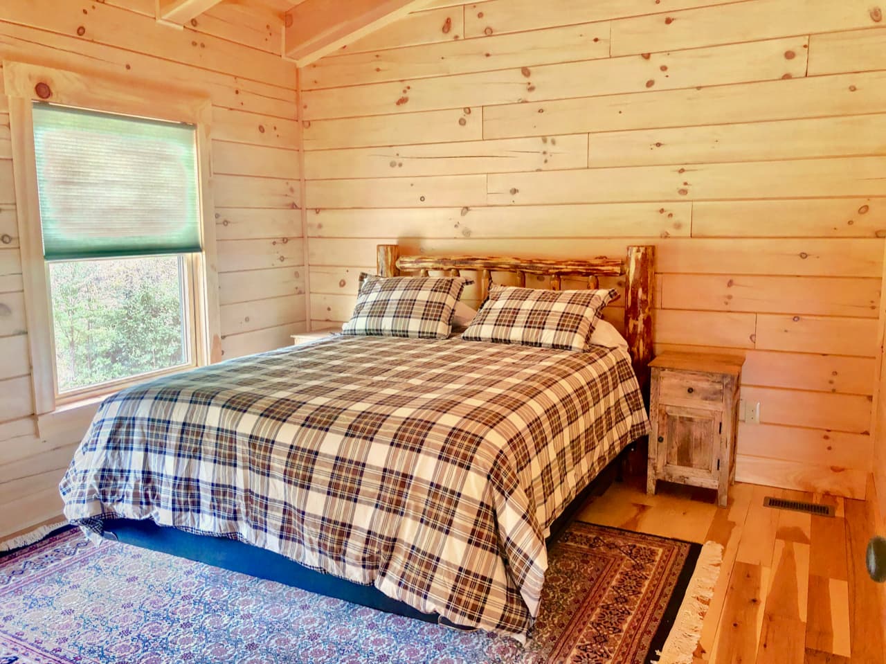 Bethlehem Star Cabin - Image 33