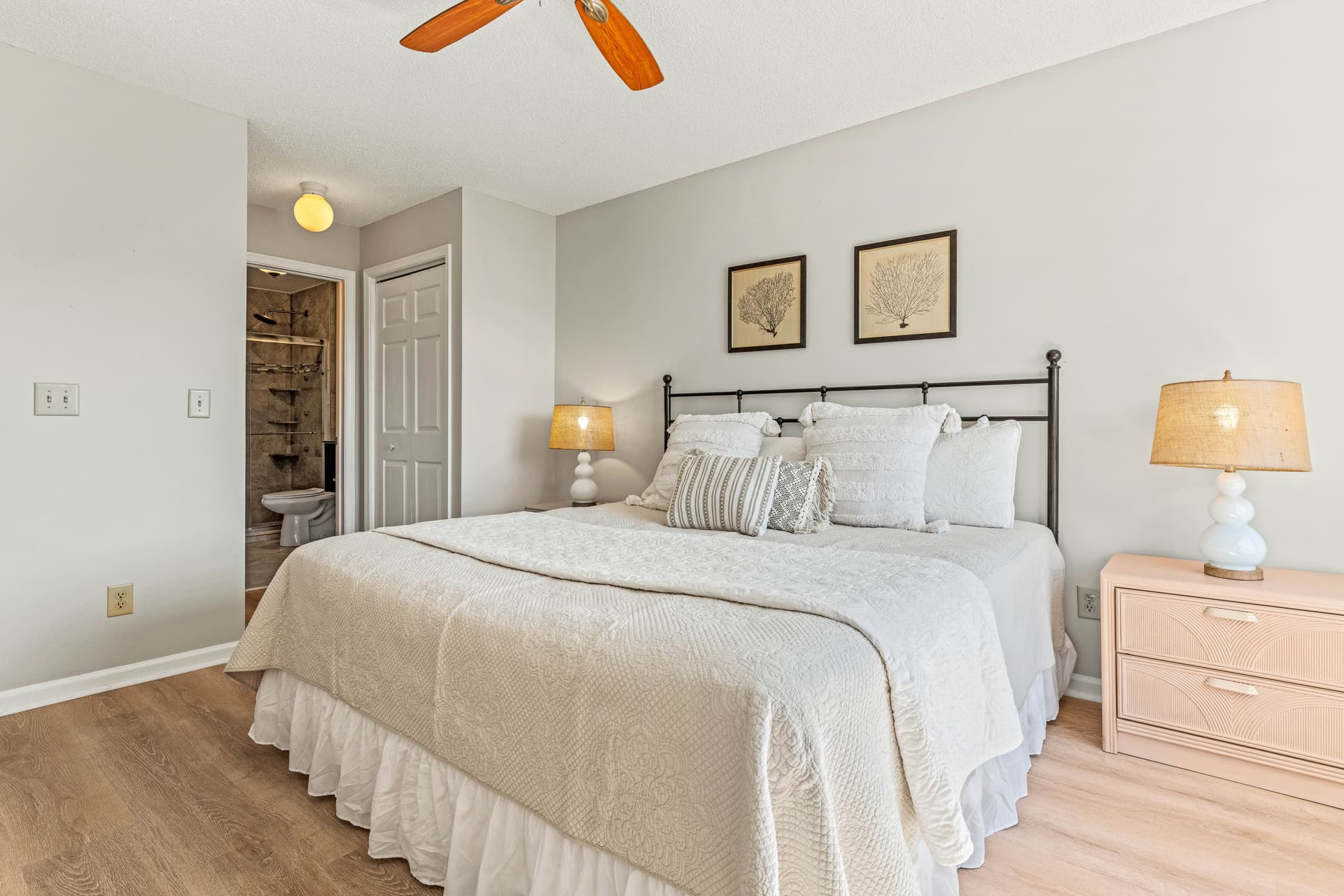 Sun of a Beach Home - Image 13