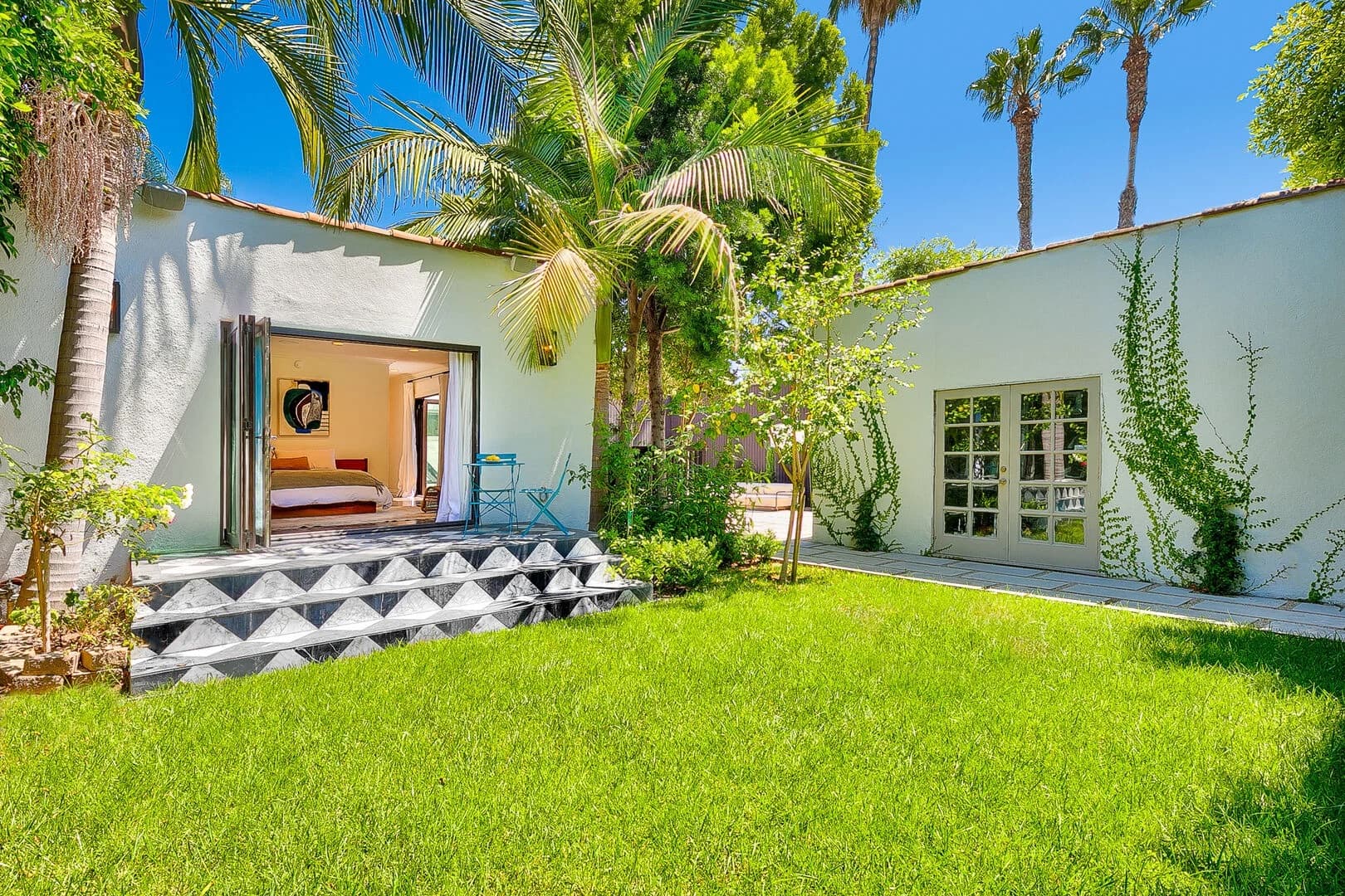 Melrose Oasis - Image 31