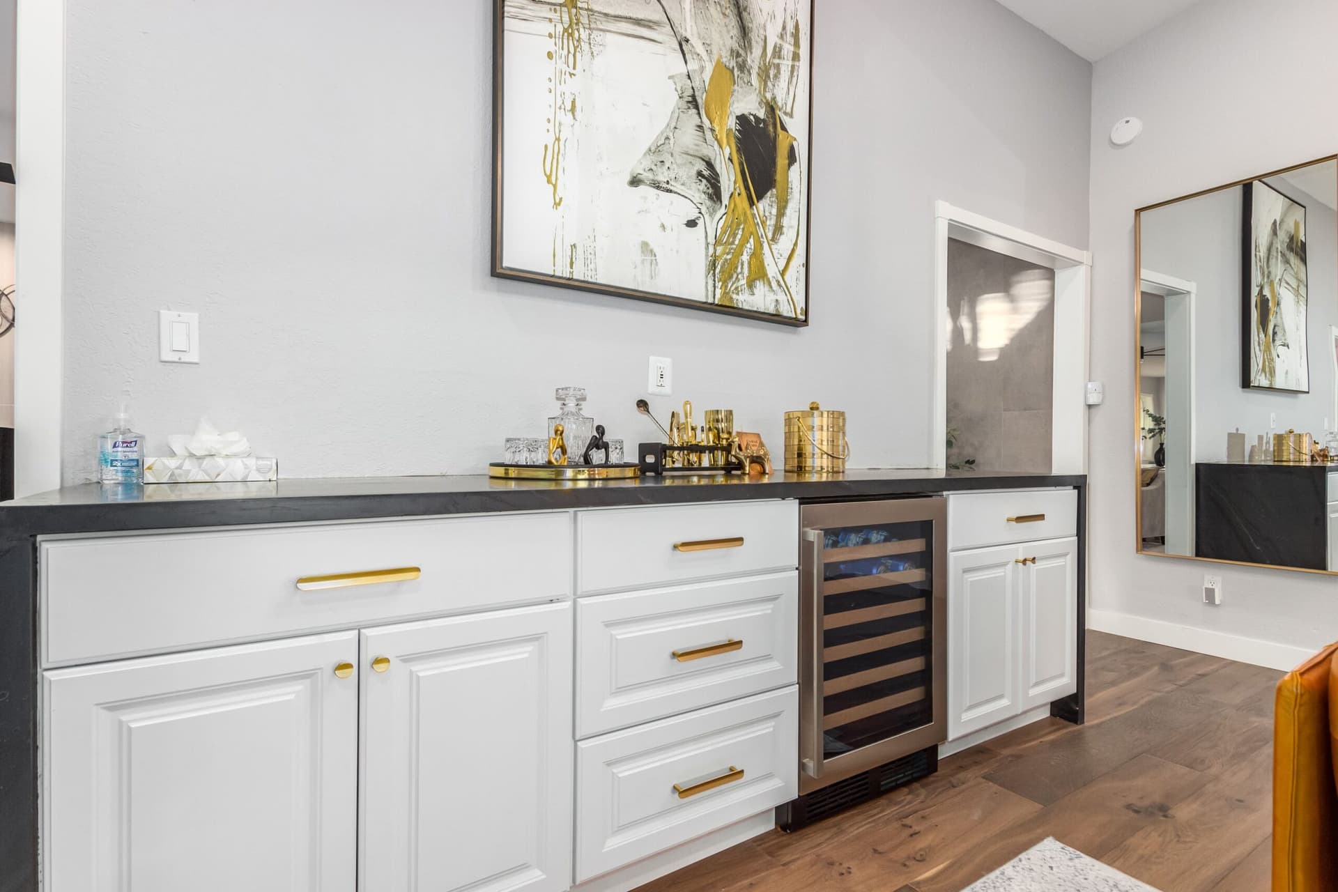 Corrine Family Escape - Image 6