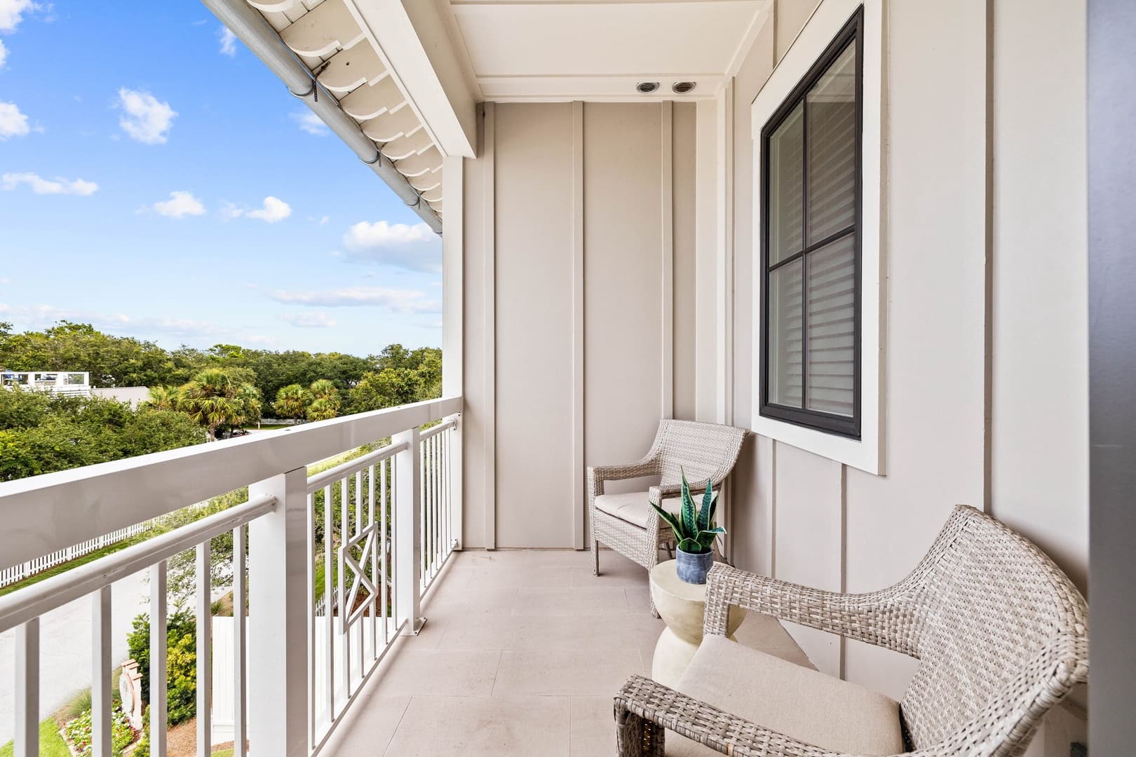 Eyes on Sunrise - Image 70