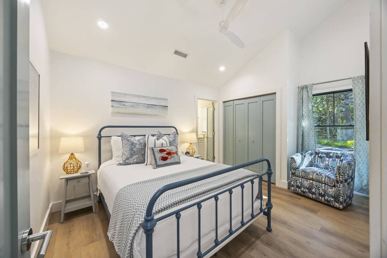 Beach Days on Conifer - Image 32