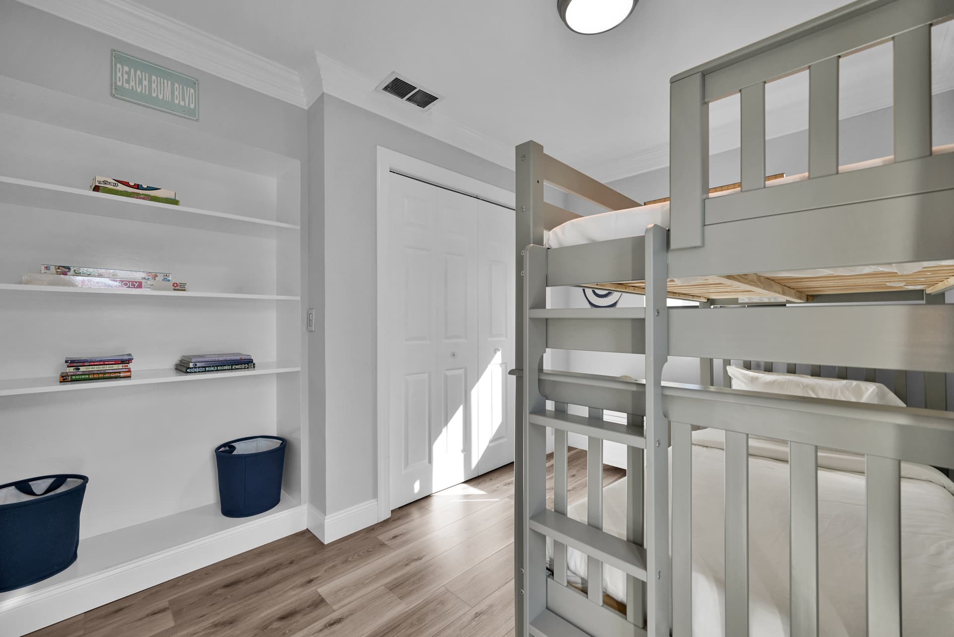 Robinson Place - Image 41