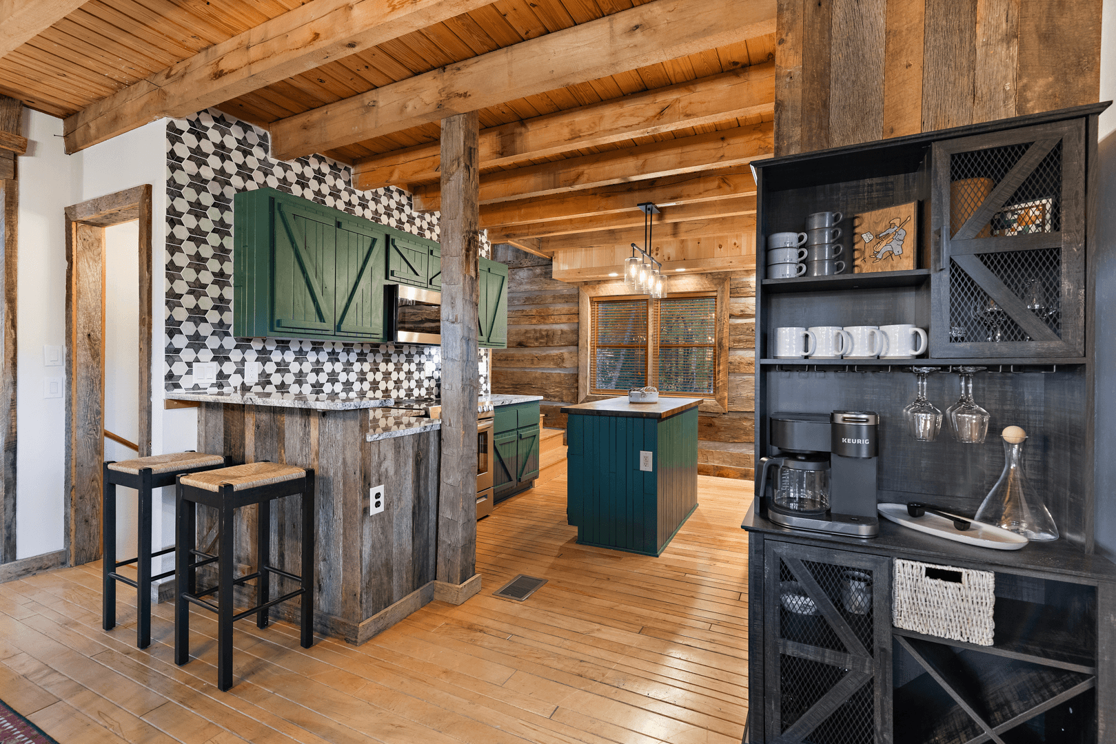 Foxtail Cabin - Image 13