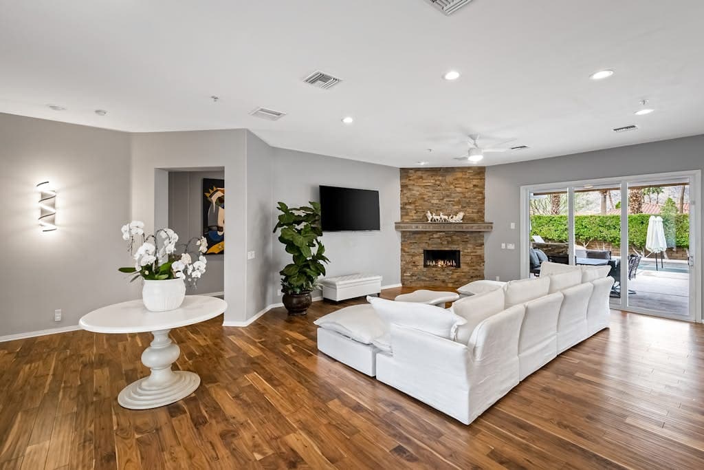 Palm Springs Villa - Image 2