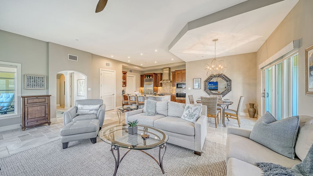 Sun Sea Terrace House - Image 24