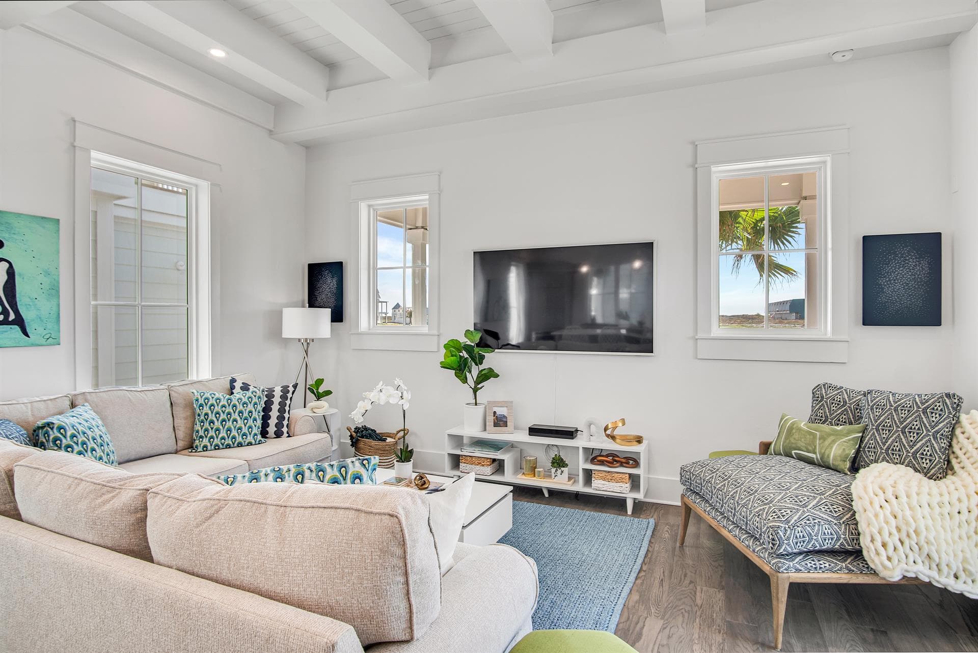 Isle of Dogs - Image 4