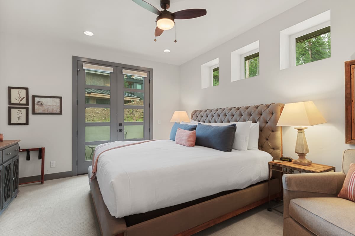 Mountain Vista Retreat - Image 12