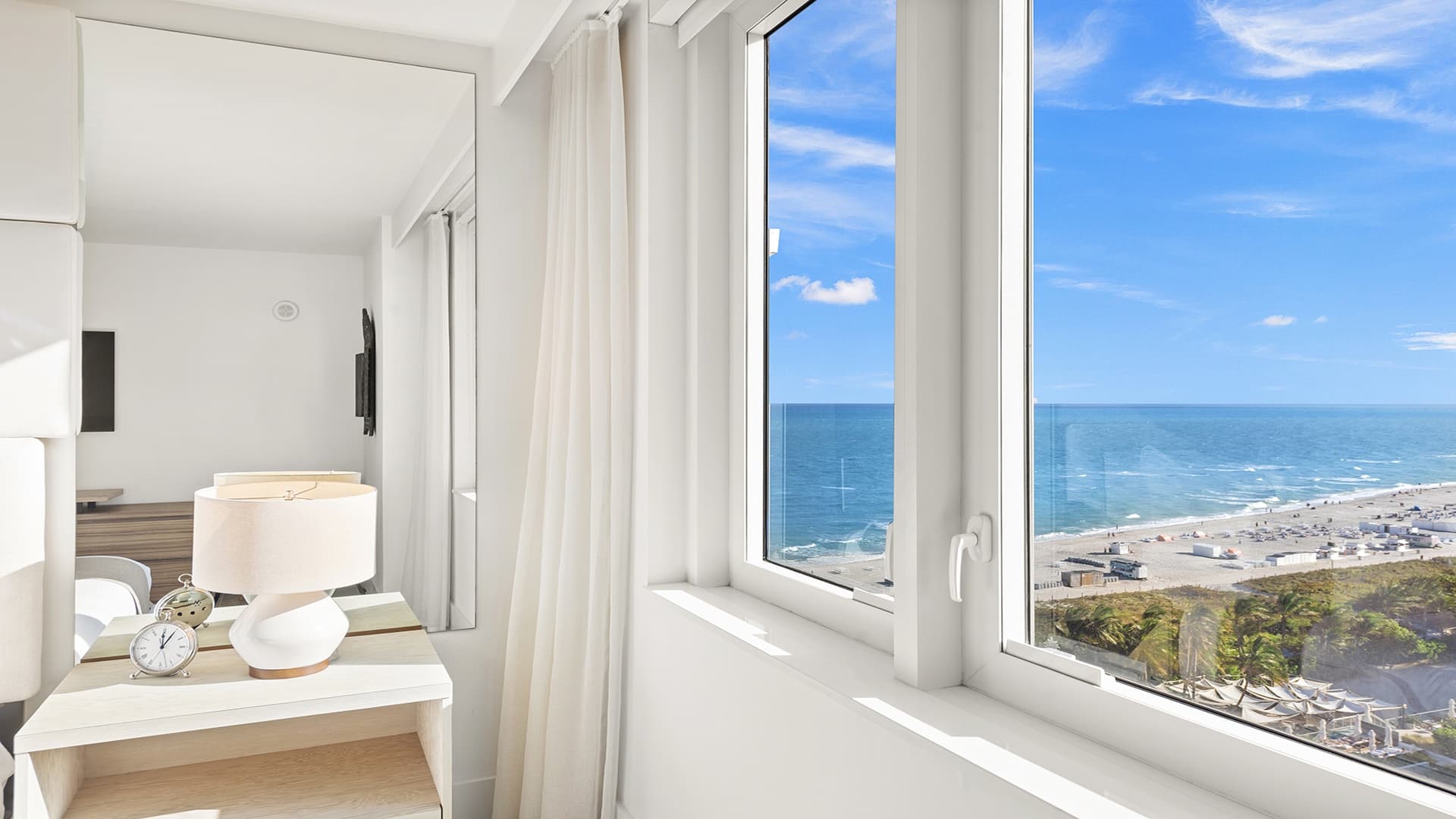 1 Hotel & Homes Residence #1412 - Image 15