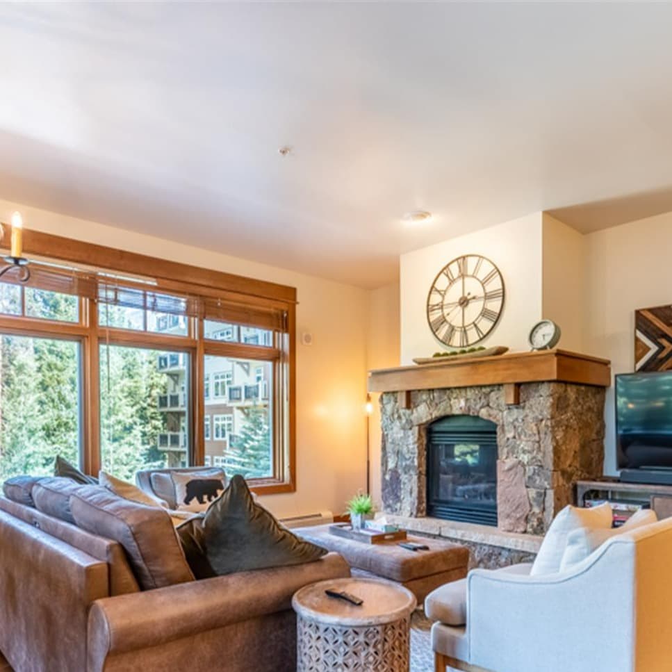 Dreamy Den - Image 1