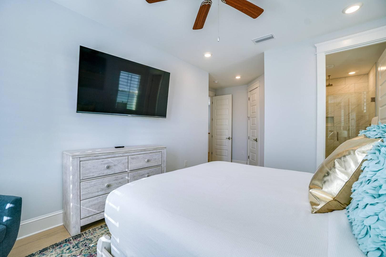 Sunrise Suntan - Image 26