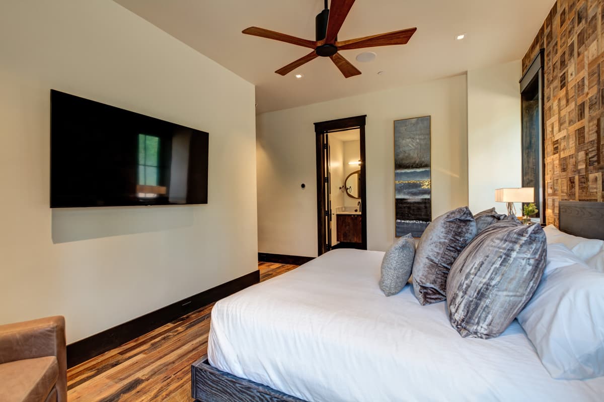 Peerless Haven - Image 20