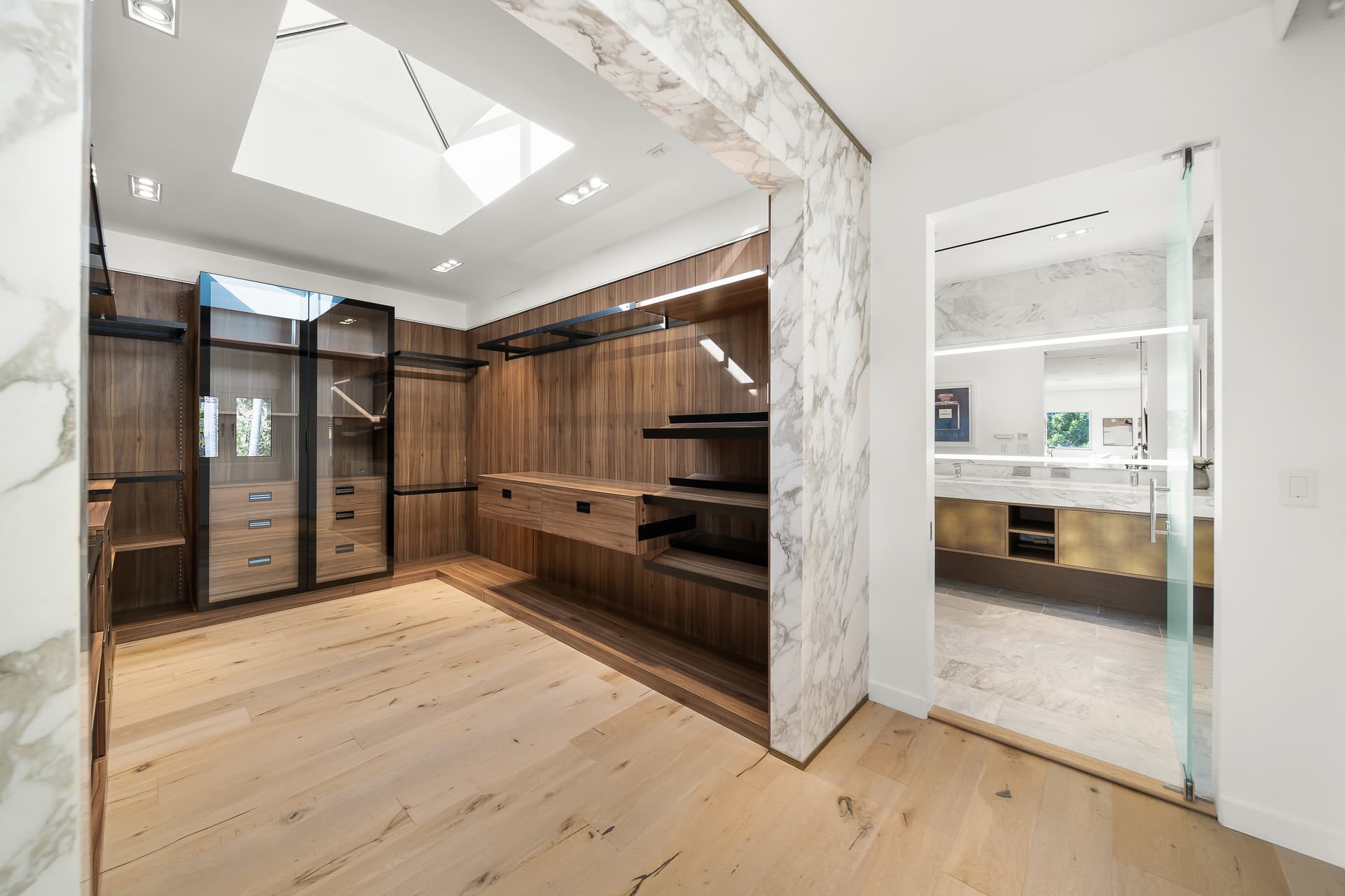 London Villa - Image 38