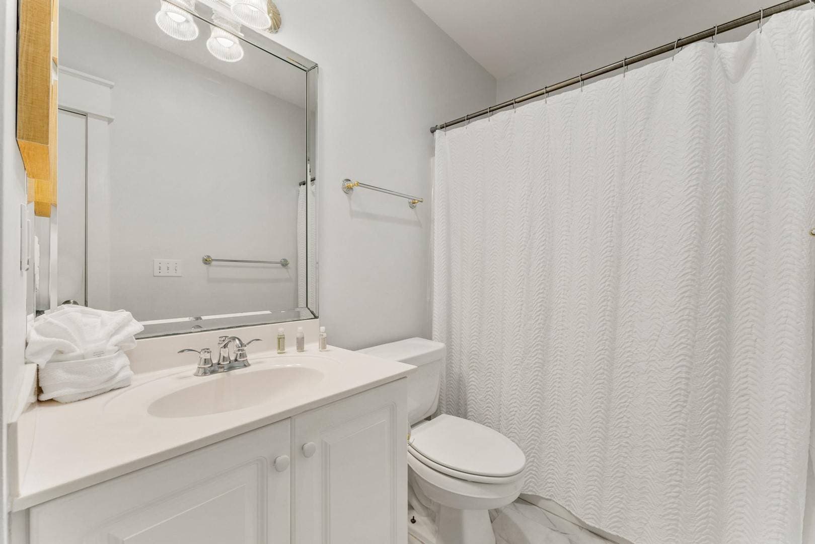 Rosey's Retreat - Image 32