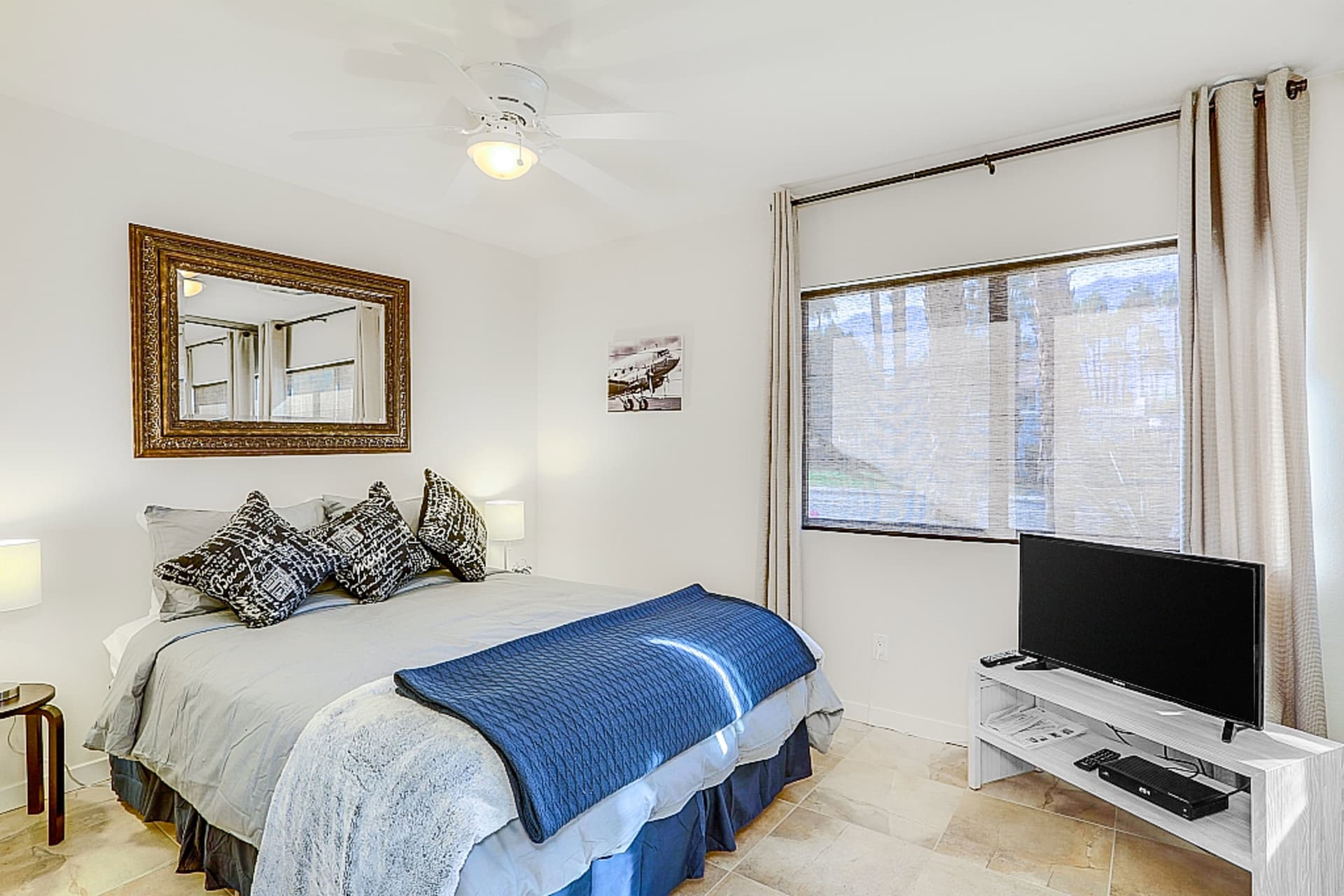 Bev Palm Springs Home - Image 16