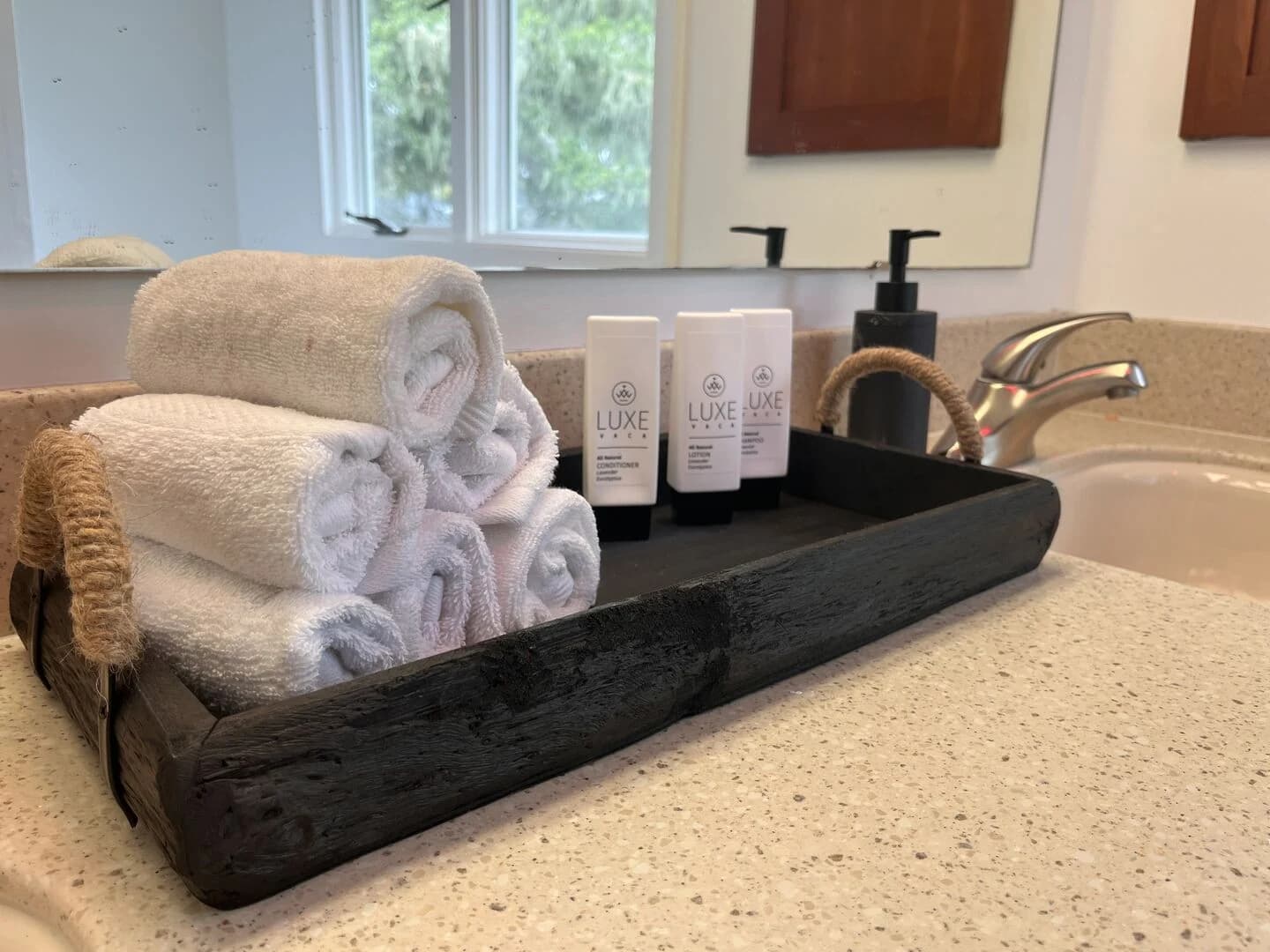 Pebble Modern Home - Image 32