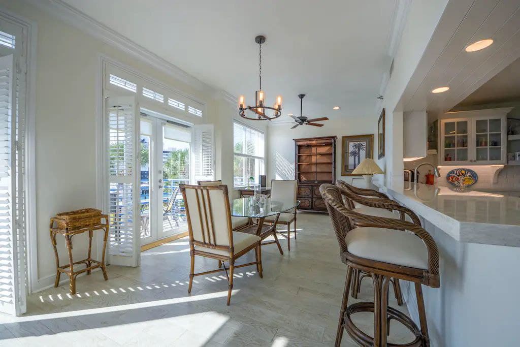 Sunset at Harbour Place - Image 10