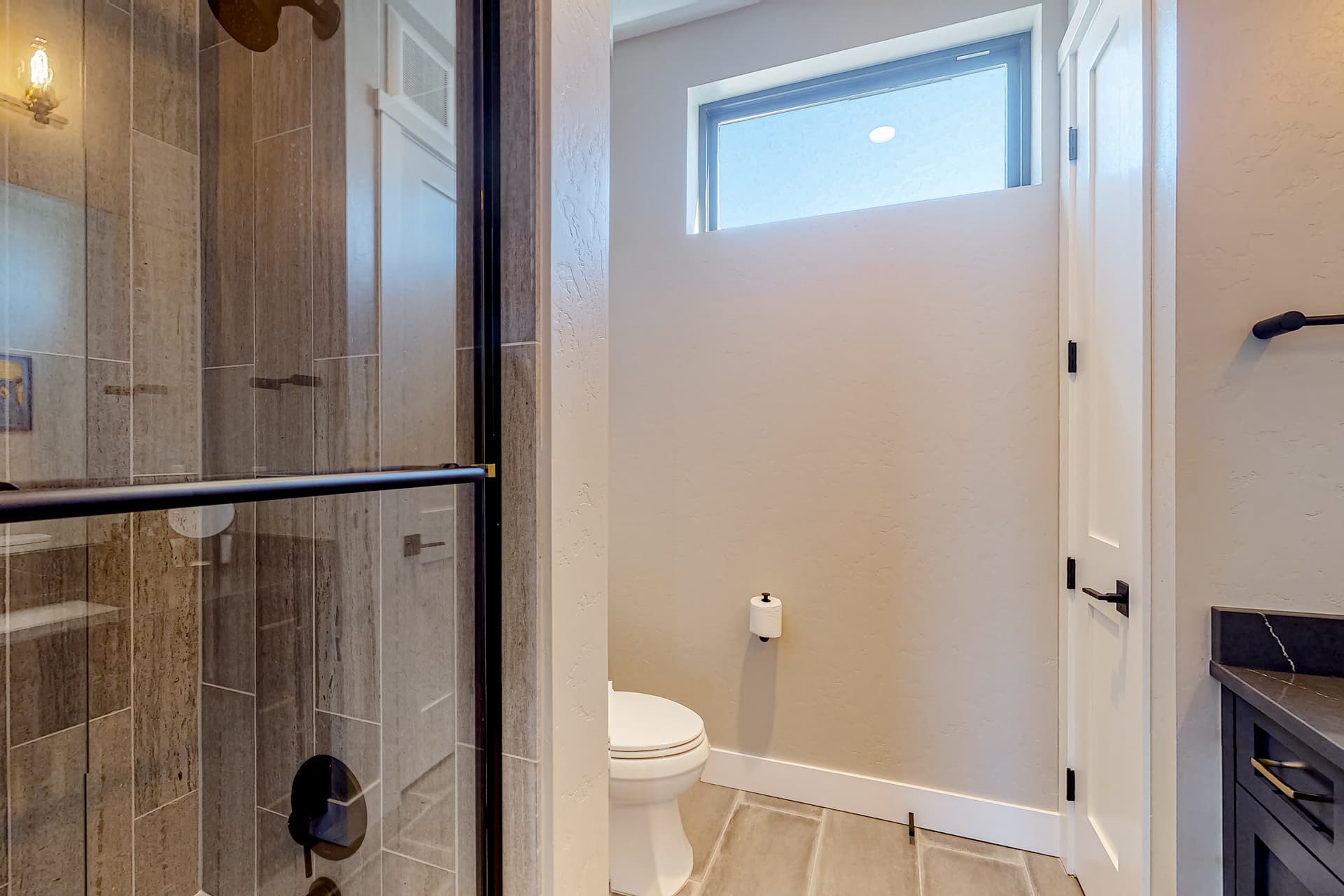 Rendezvous Flat - Image 20