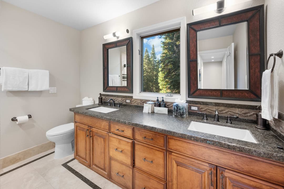 Cheshire Villa - Image 24