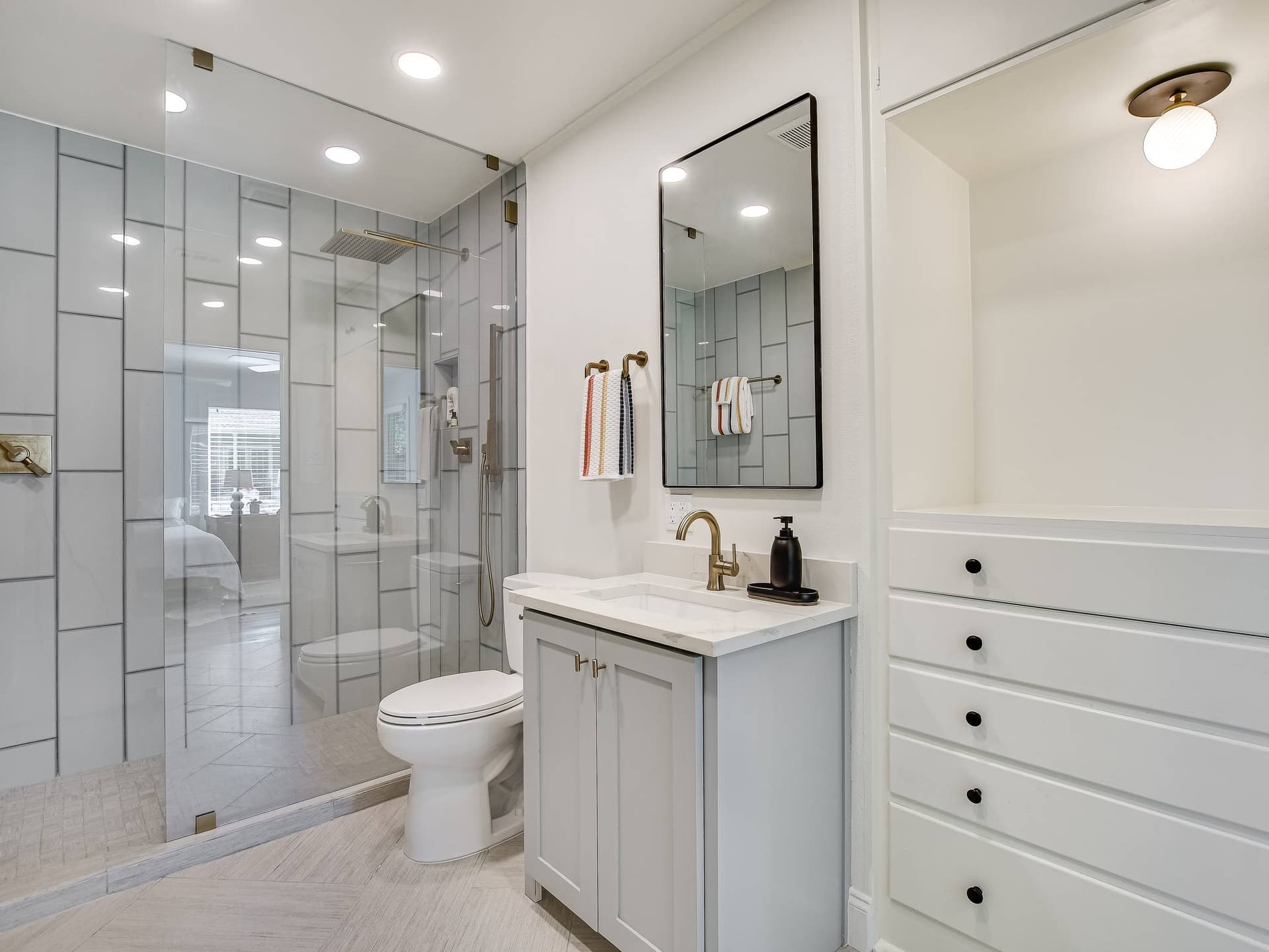 Authentic Westlake - Image 30