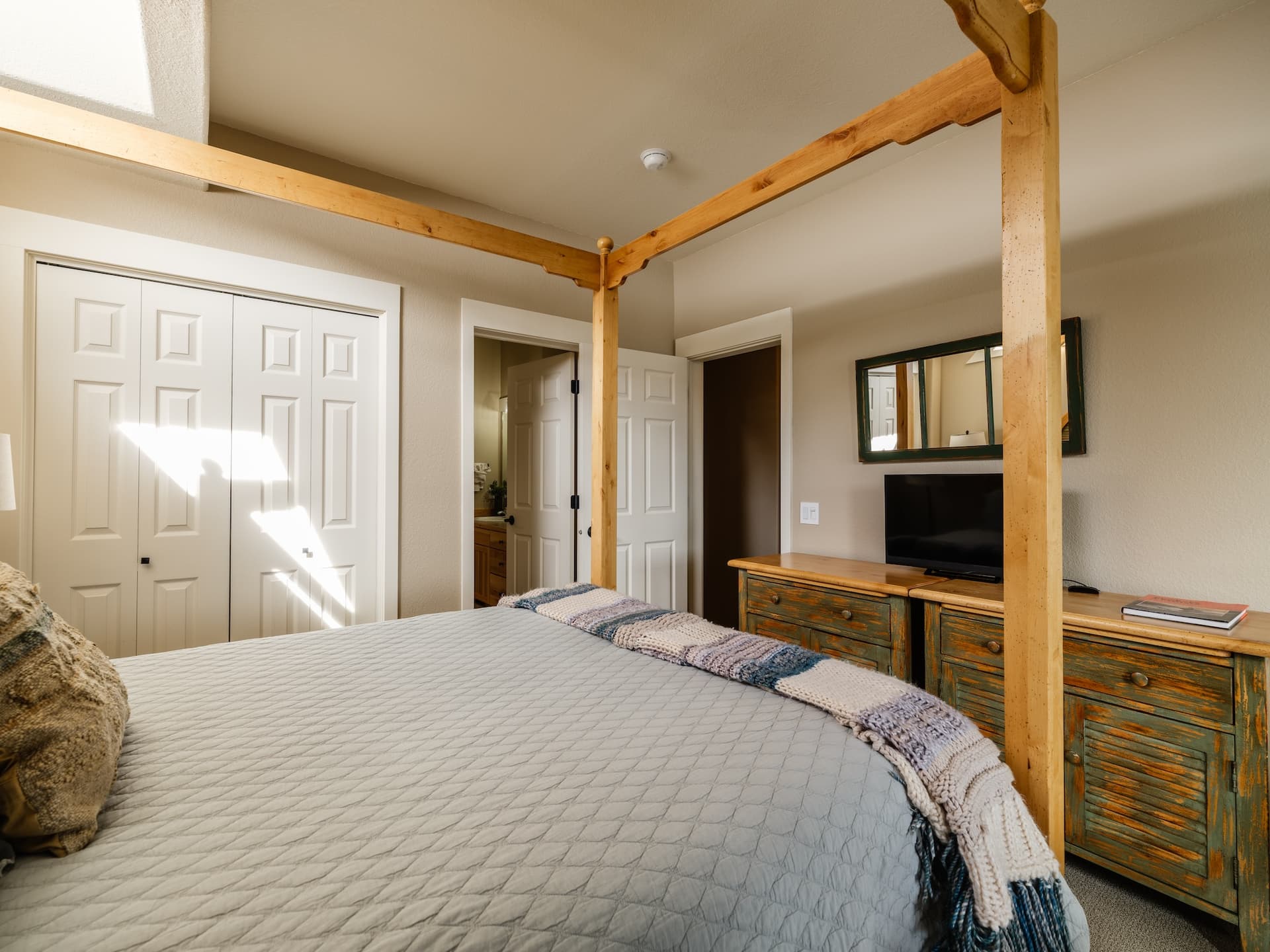 Saddle Ridge Townhome #J1 - Image 15