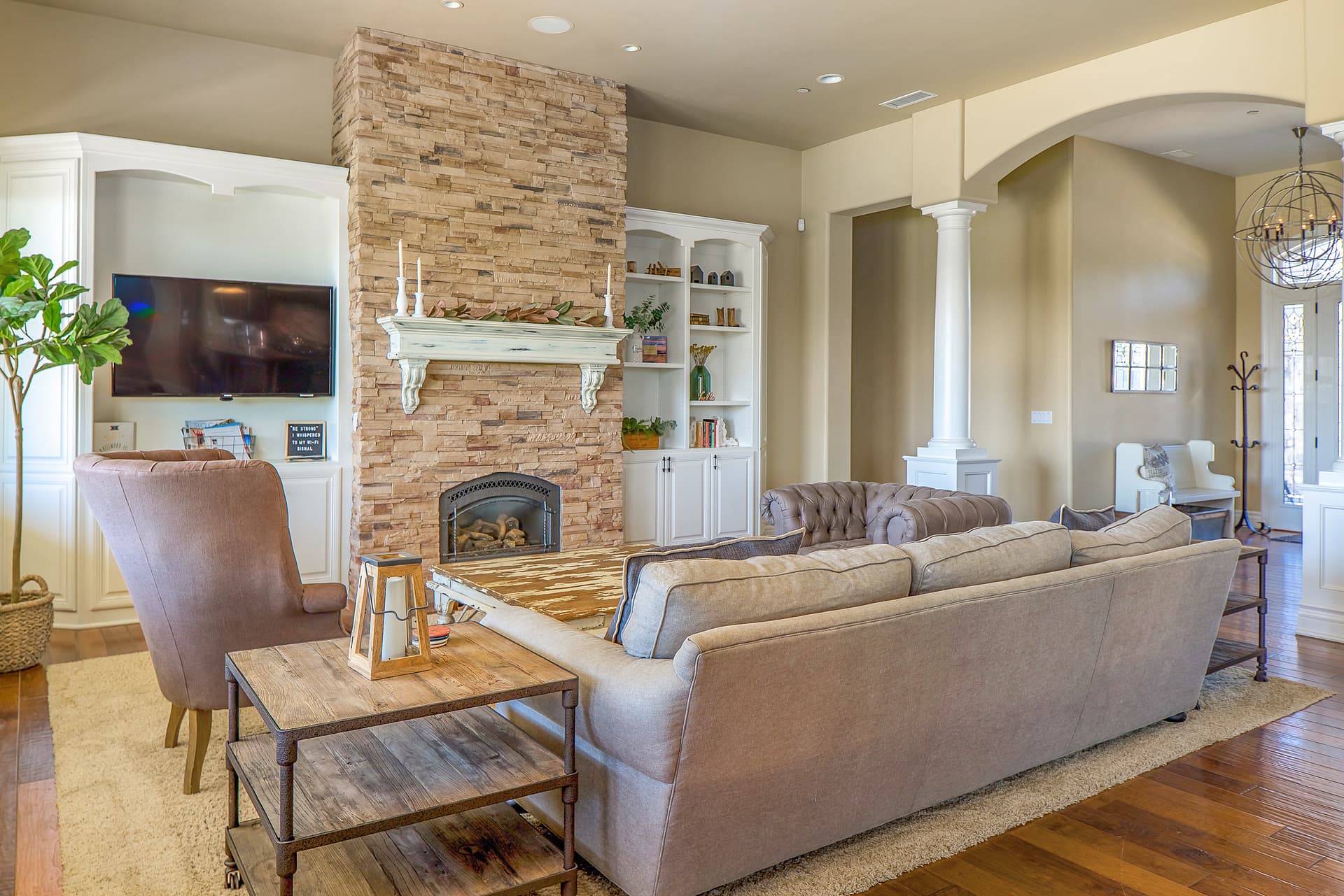 Frontier Farmhouse - Image 7