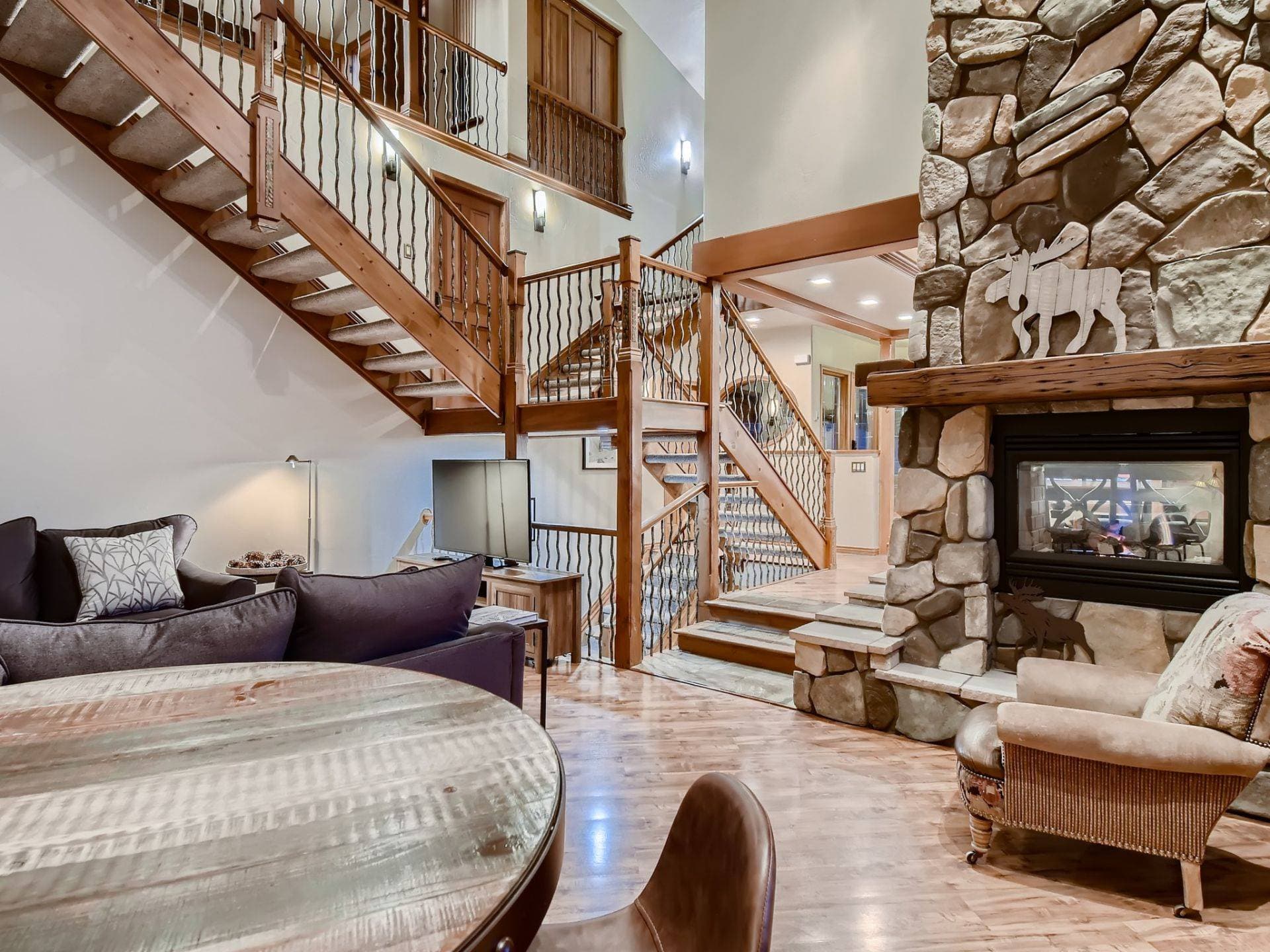 Gray Moose Place - Image 4