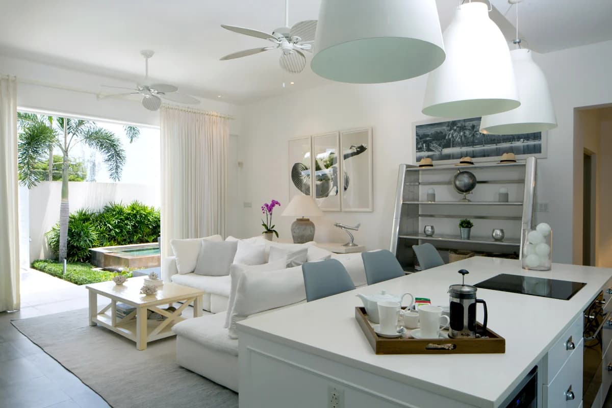 Footprints North - Image 4