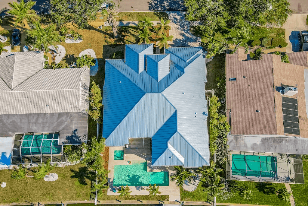 Island Estate Waterfront Villa - Image 39