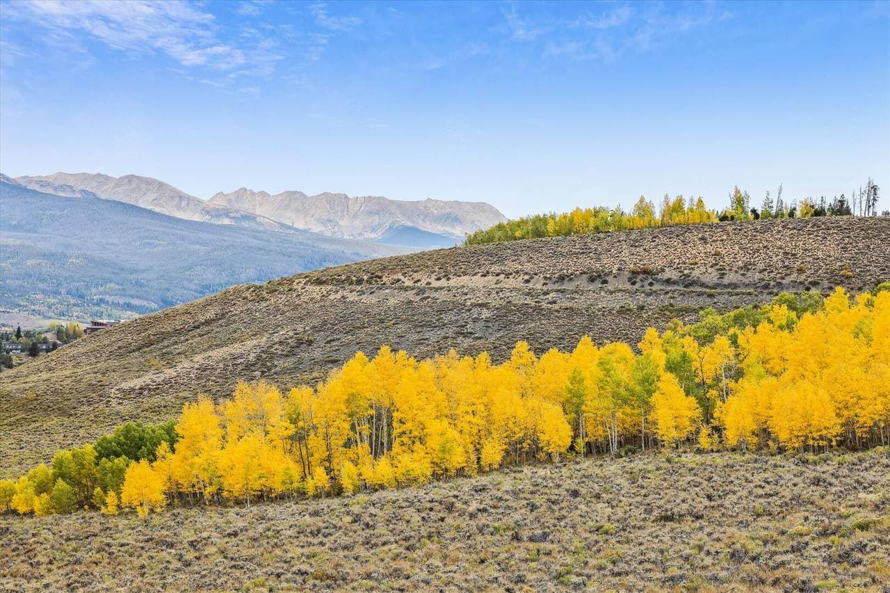 Corinthian Bella Vista - Image 47