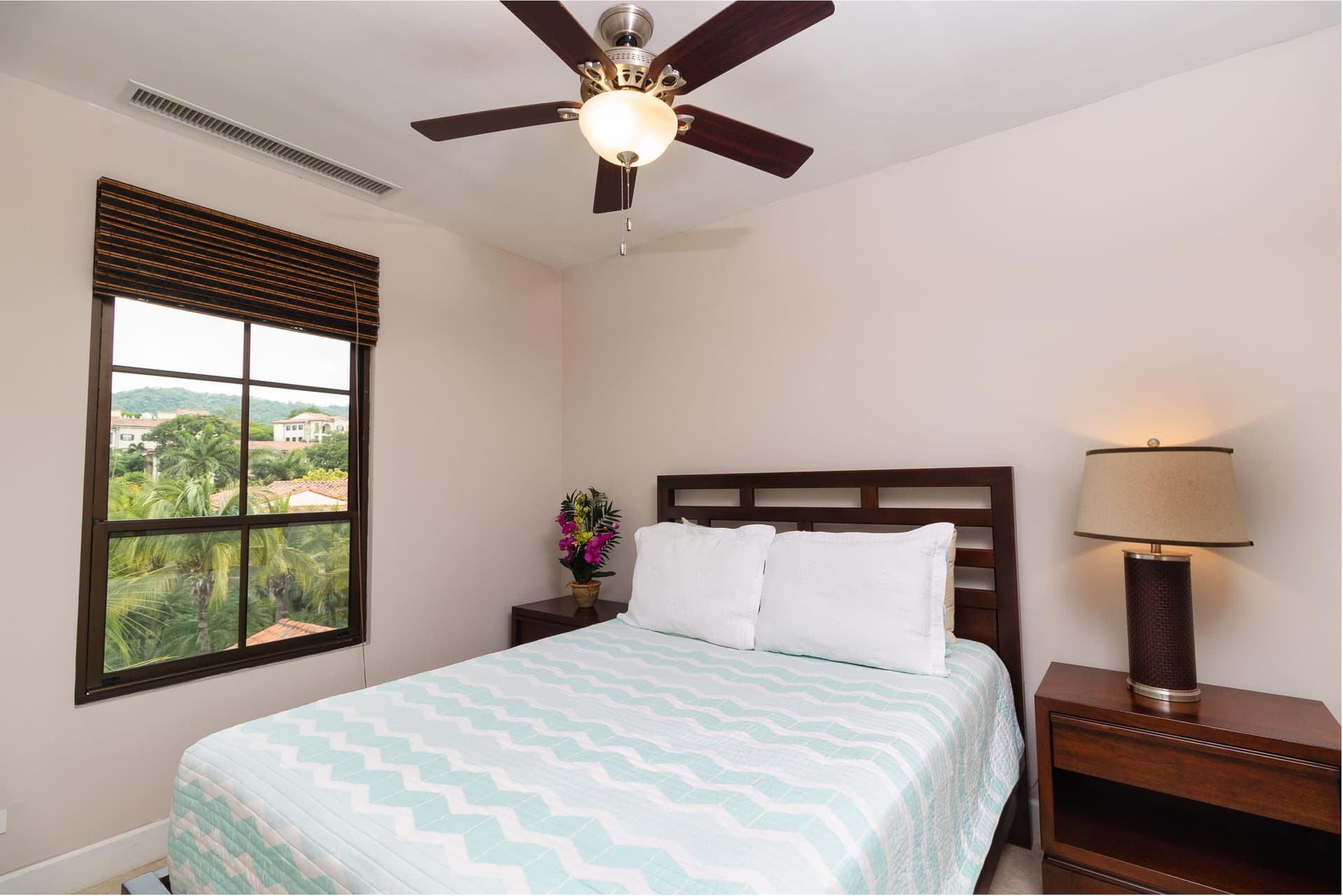 Lazy River Residence - Image 22