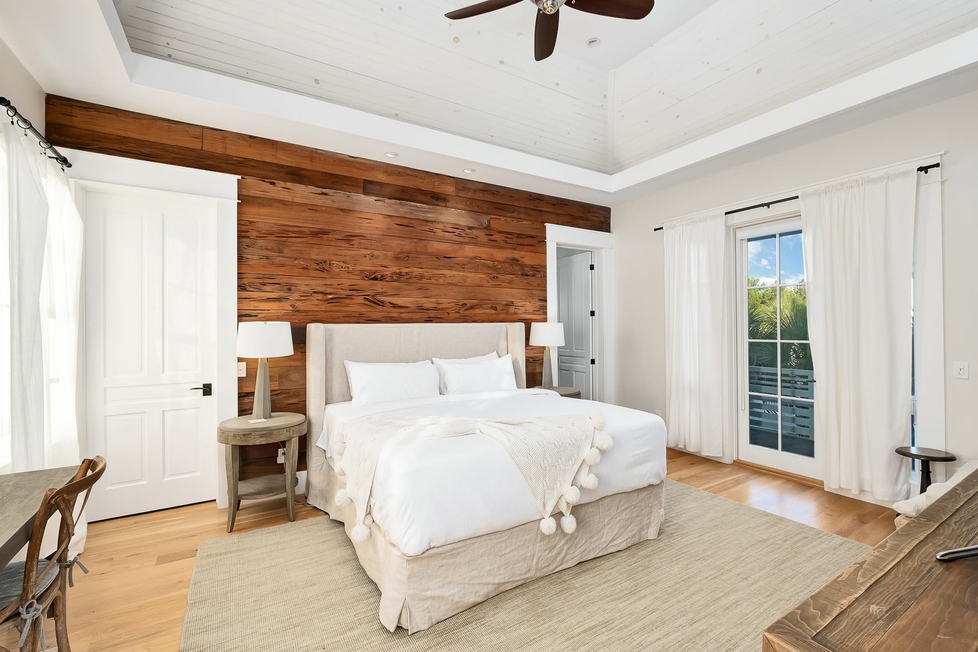 St. Ivory - Image 30