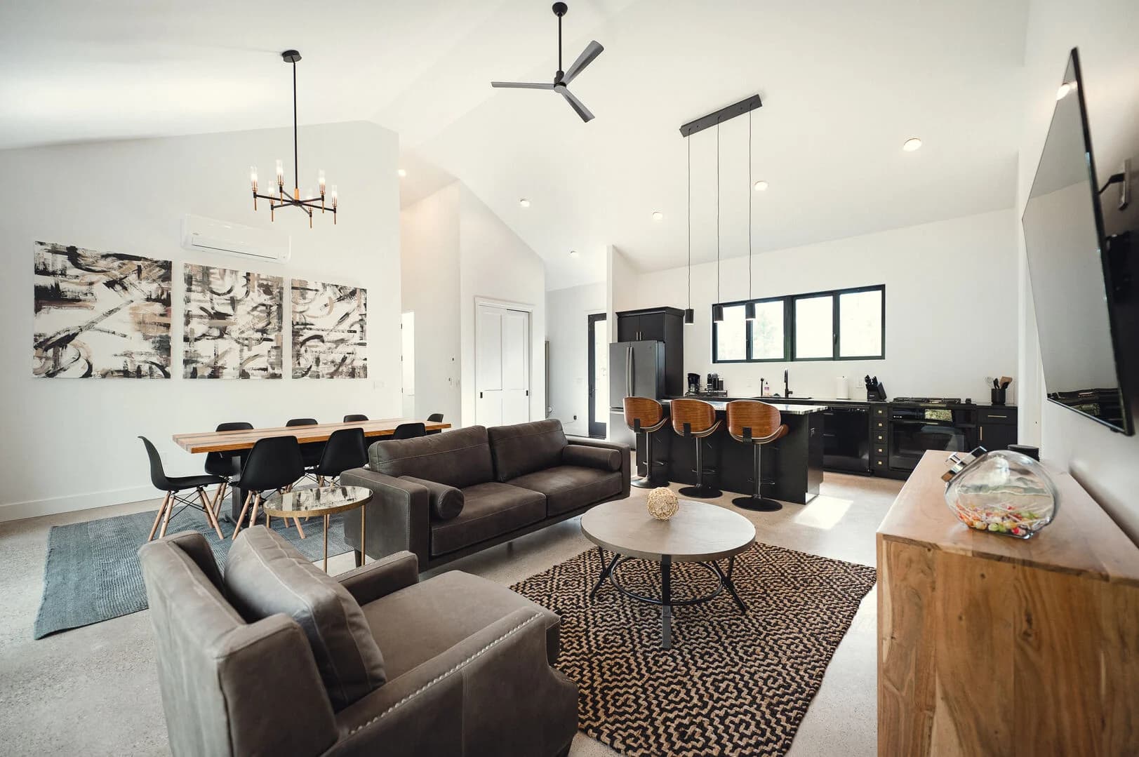 Forks River Haus - Image 2