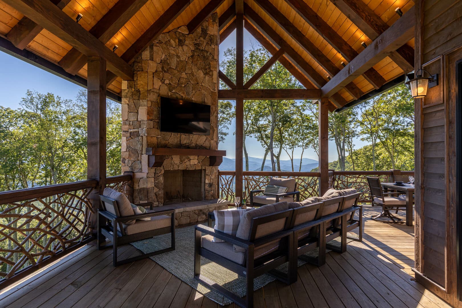 Almost Heaven at Eagles Nest - Image 58