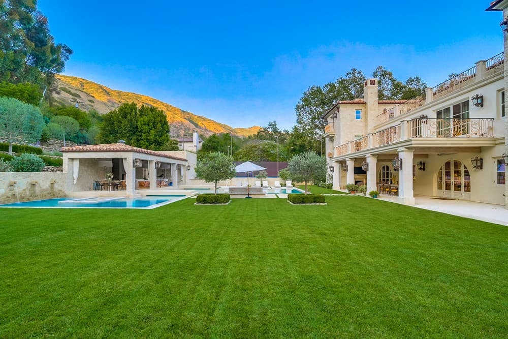 Chateau Serra Malibu - Image 66