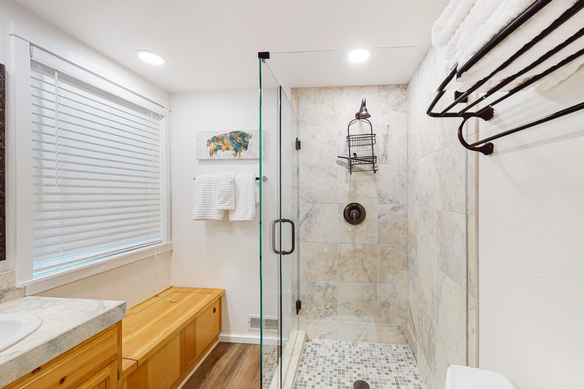 Trout Creek Retreat Home - Image 14