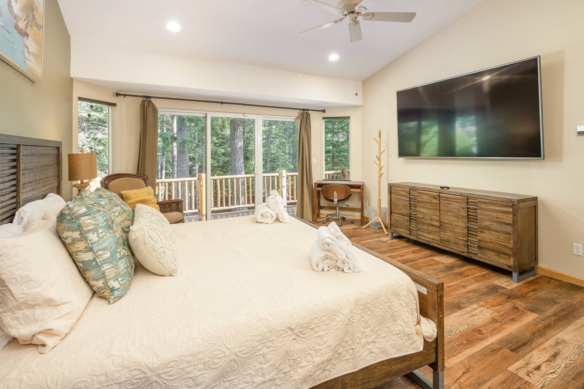 Tahoe Getaway House - Image 12