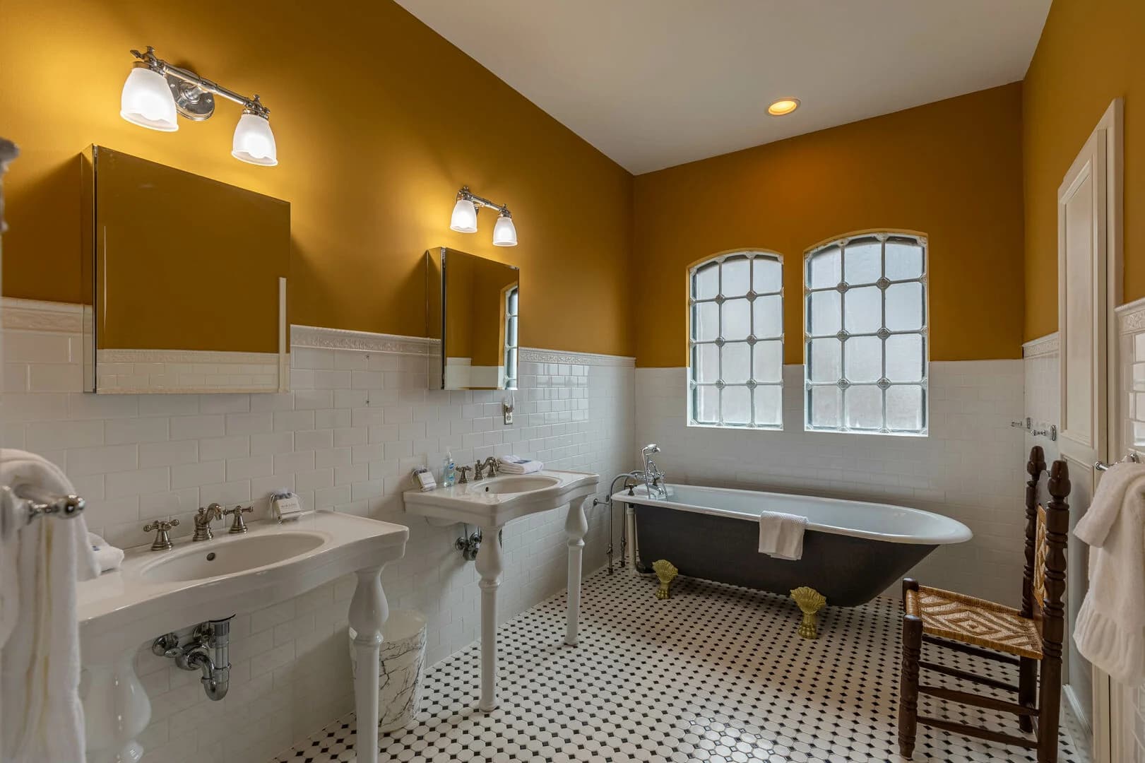 The Castle at Valle Crucis - Image 28