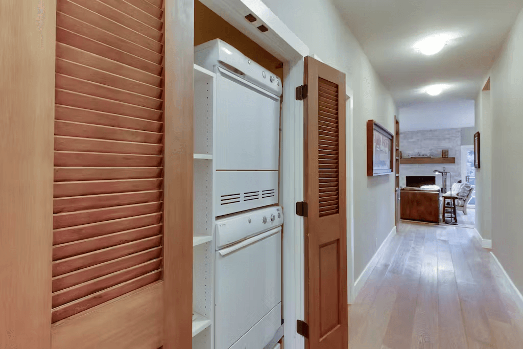 Wildflower Luxury - Image 31