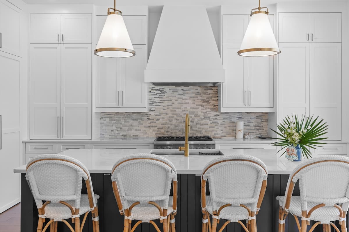 Good Vibes Only - Image 13