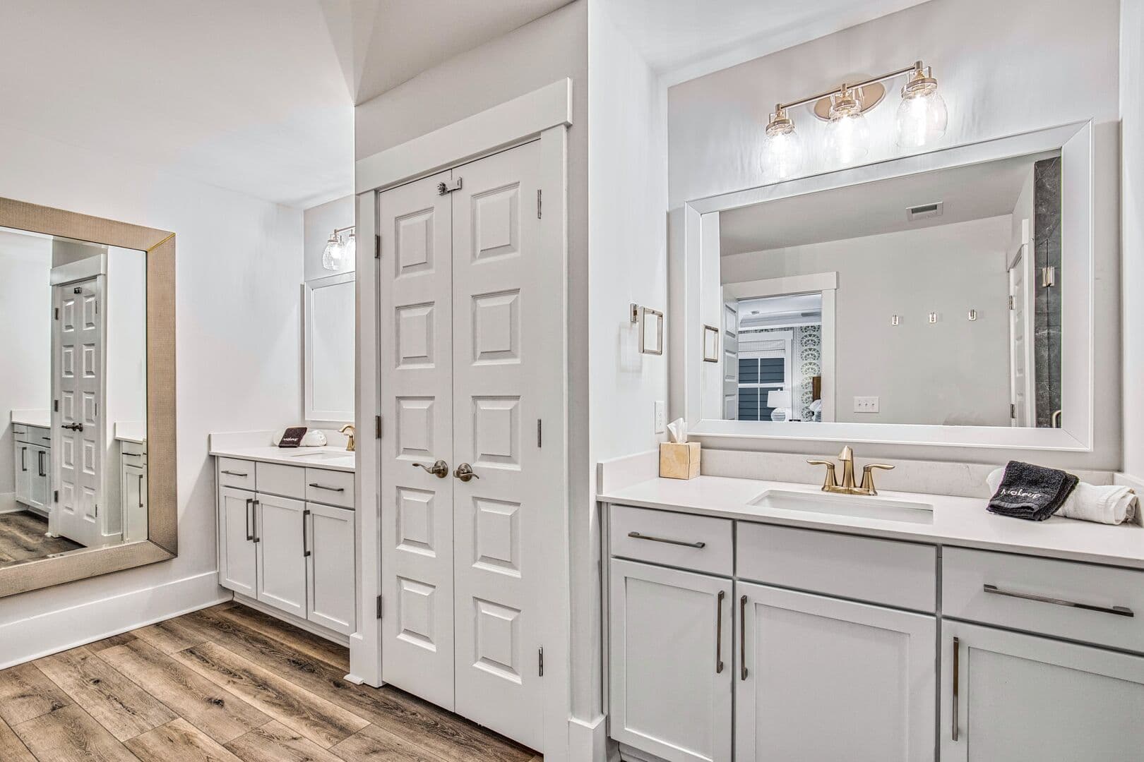 Tip Toe to the Beach - Image 27