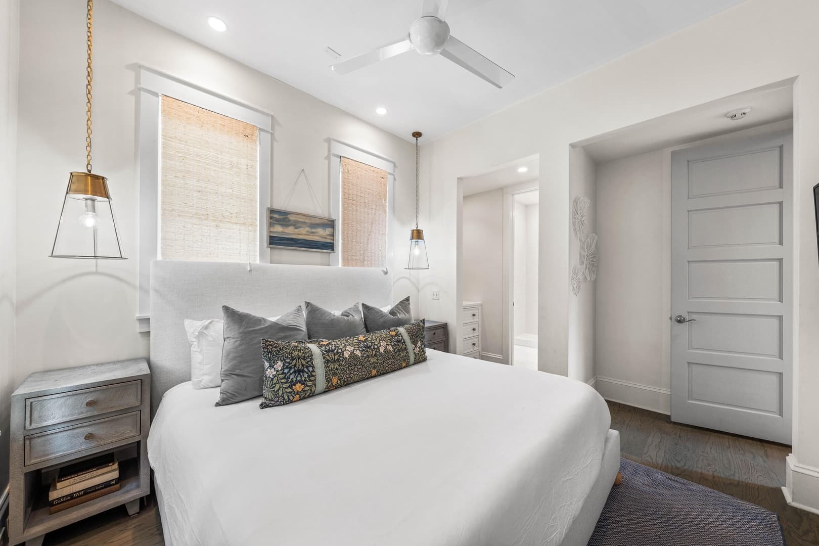 YOLO Cottage & Carriage - Image 14