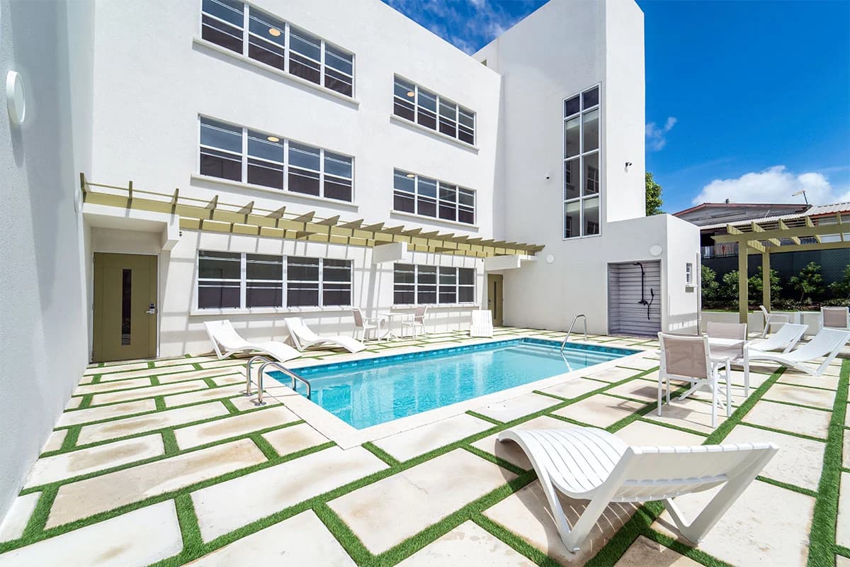 Coral Beach Home - Image 2