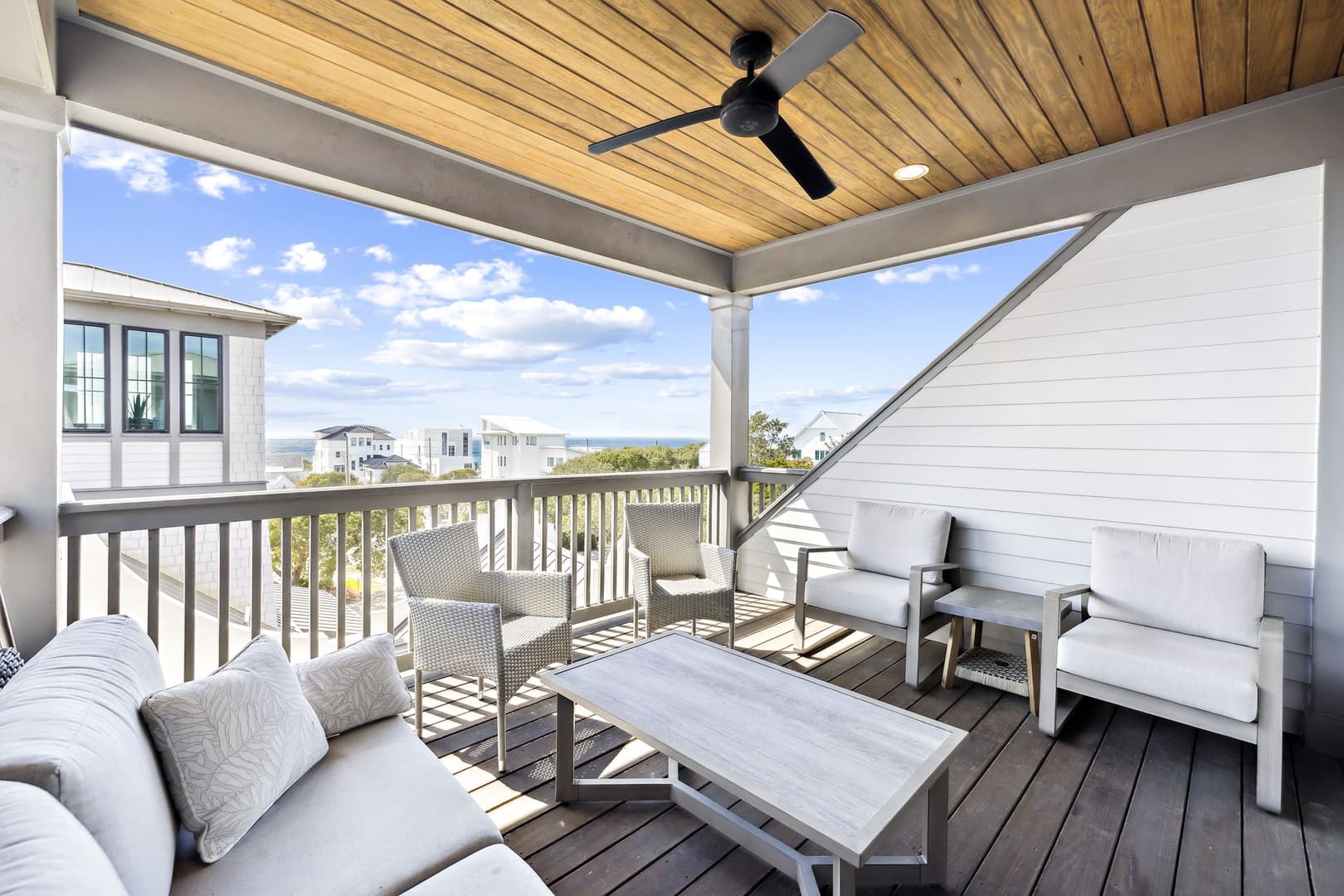 Peacock Place - Image 54