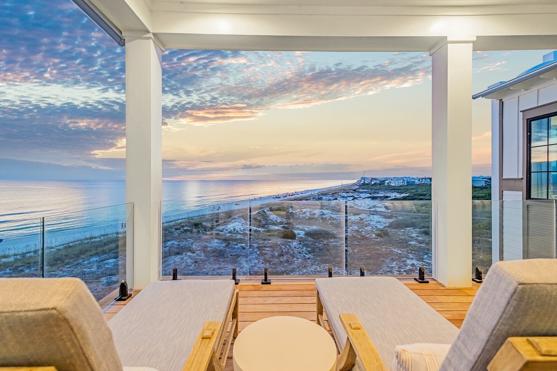 Emerald Le Luxe - Image 43